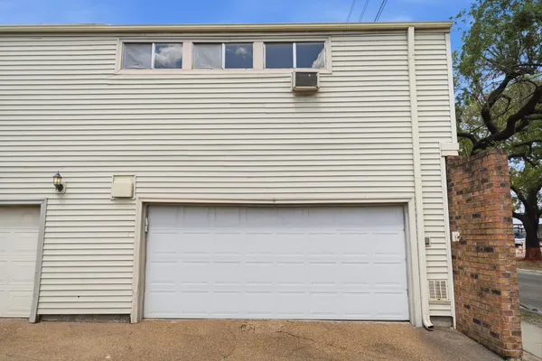 $379,000 | 1107 Jackson Boulevard, Unit A, Houston, TX 77006