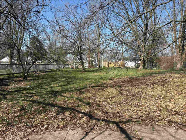 $6,000 | 5008 Mc Clellan Street, Fort Wayne, IN 46807