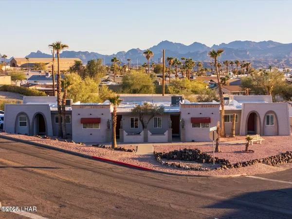 $1,350 | 90 Mariposa Drive, Unit 104, Lake Havasu City, AZ 86403