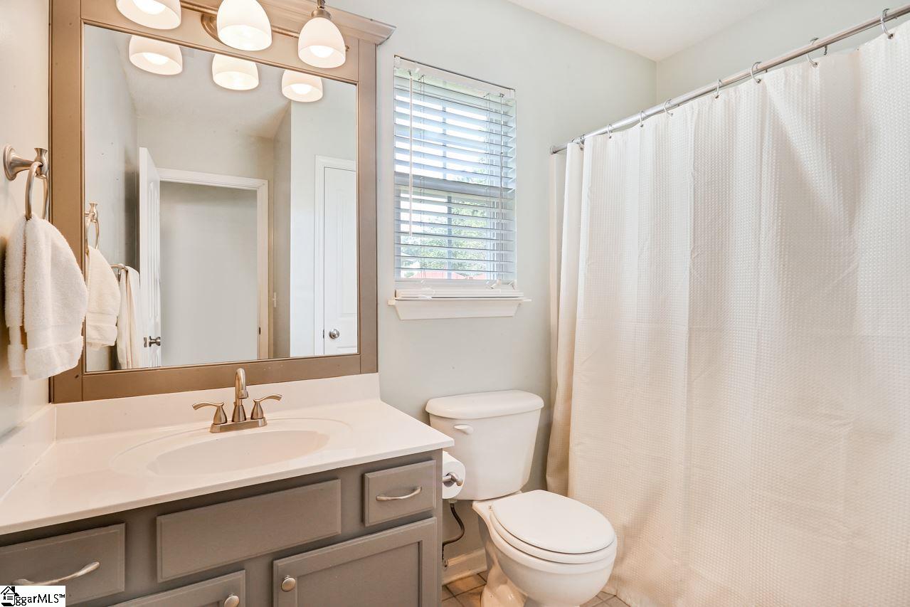 698 Timber Walk Drive Simpsonville, SC 29681 - Photo 16 of 32 Gallery Image 16