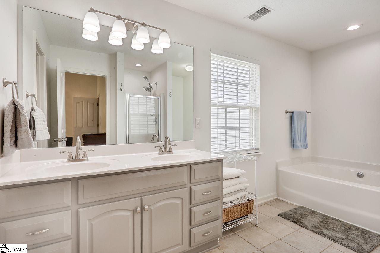 698 Timber Walk Drive Simpsonville, SC 29681 - Photo 19 of 32 Gallery Image 19