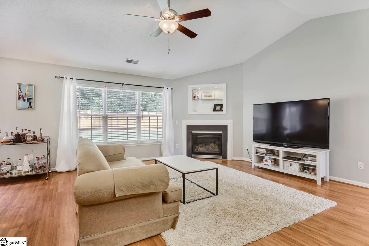 698 Timber Walk Drive Simpsonville, SC 29681 - Photo 7 of 32 Gallery Image 7