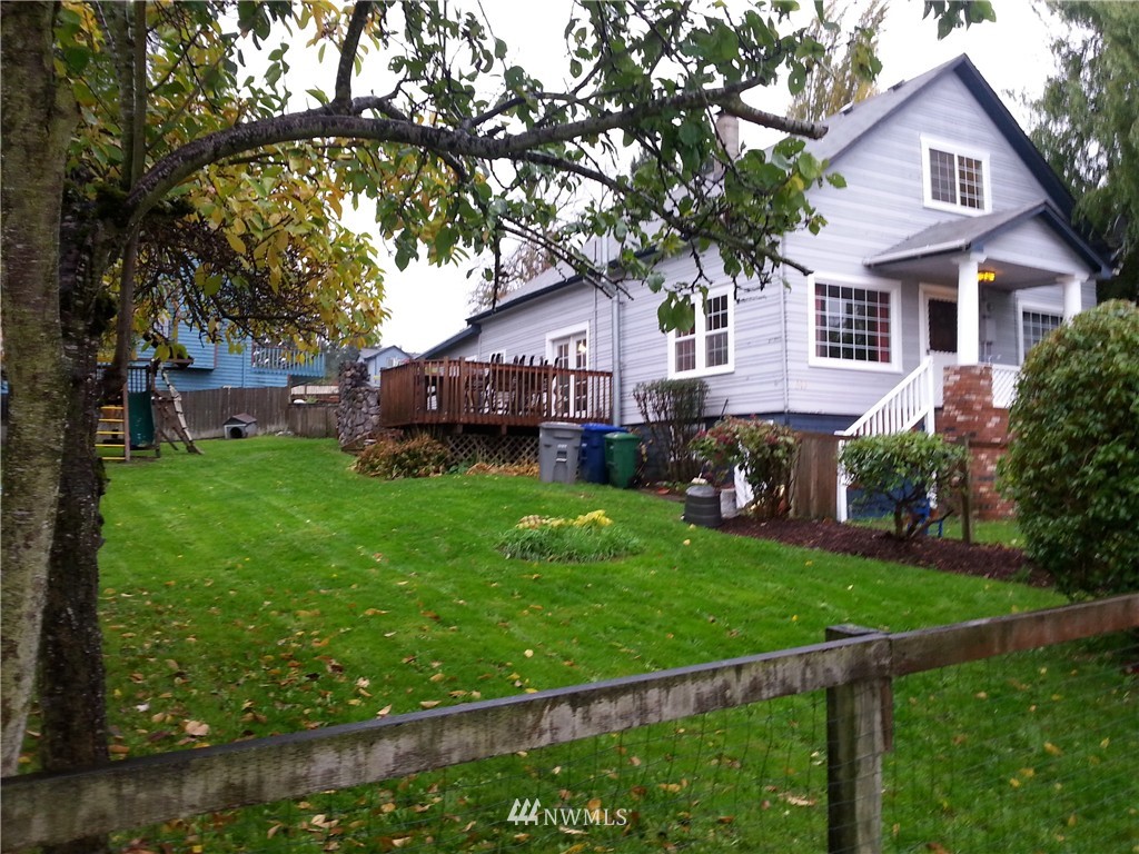 513 South 15th Street Renton, WA 98055 - Photo 1 of 10