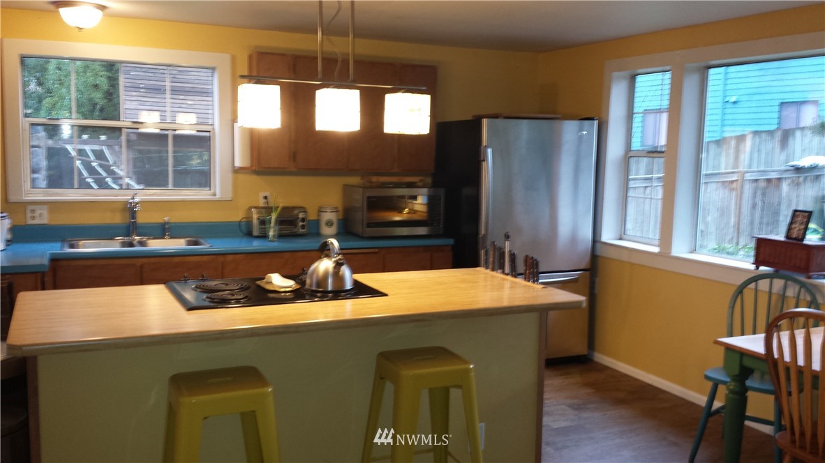 513 South 15th Street Renton, WA 98055 - Photo 4 of 10