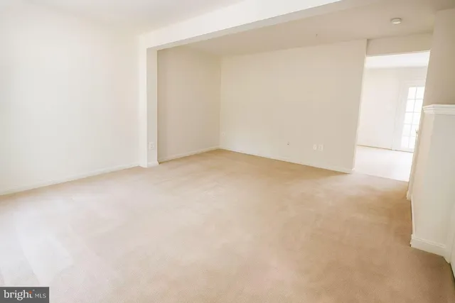 $2,700 | 11321 Amberlea Farm Drive, North Potomac, MD 20878