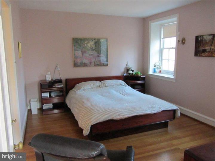 9141 Green Tree Road Philadelphia, PA 19118 - Photo 16 of 25 Gallery Image 16