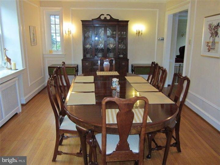9141 Green Tree Road Philadelphia, PA 19118 - Photo 9 of 25 Gallery Image 9