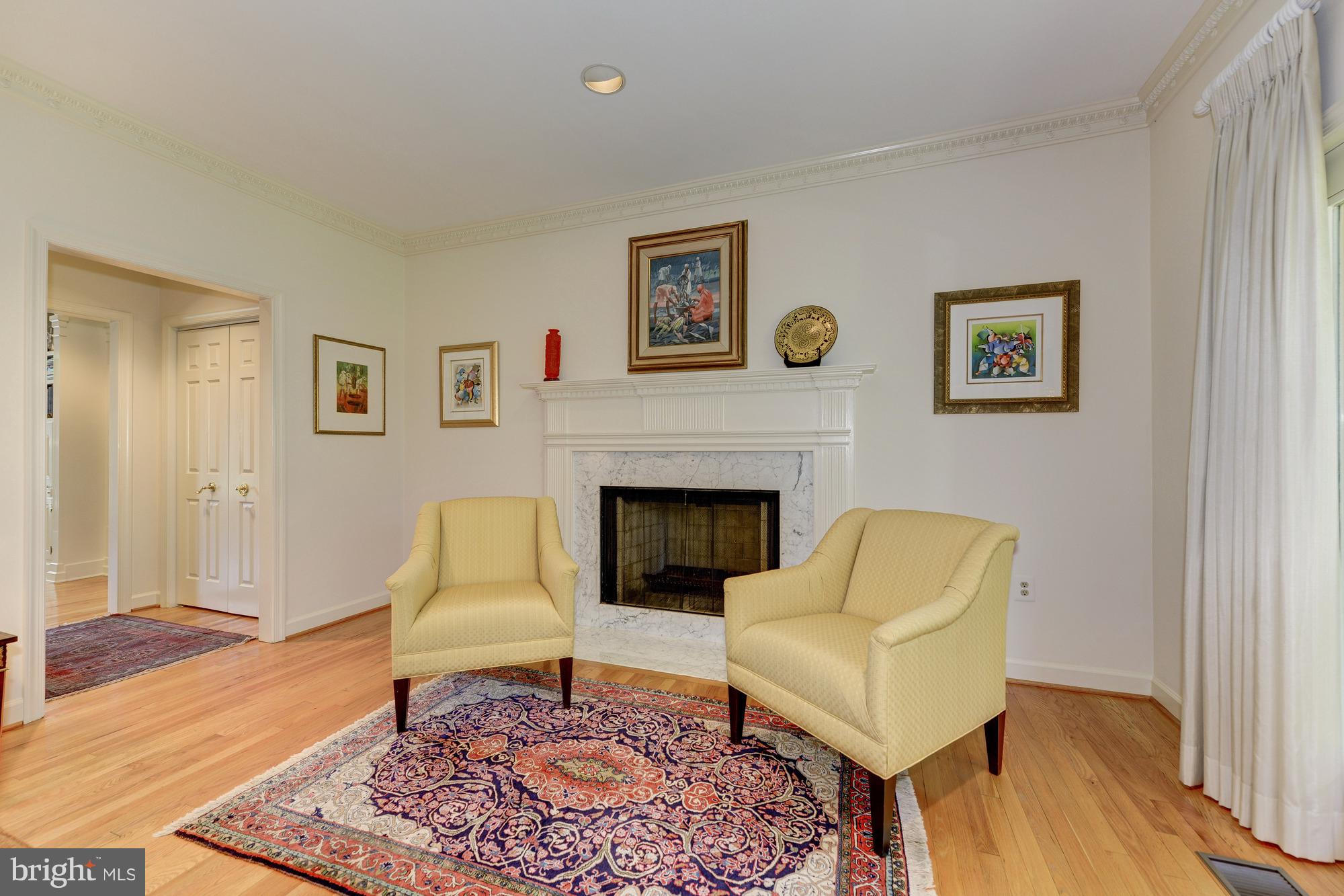 4709 Foxhall Crescent Northwest Washington, DC 20007 - Photo 12 of 29