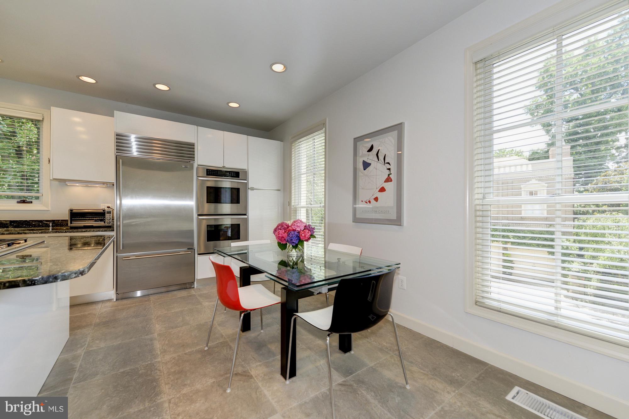 4709 Foxhall Crescent Northwest Washington, DC 20007 - Photo 4 of 29