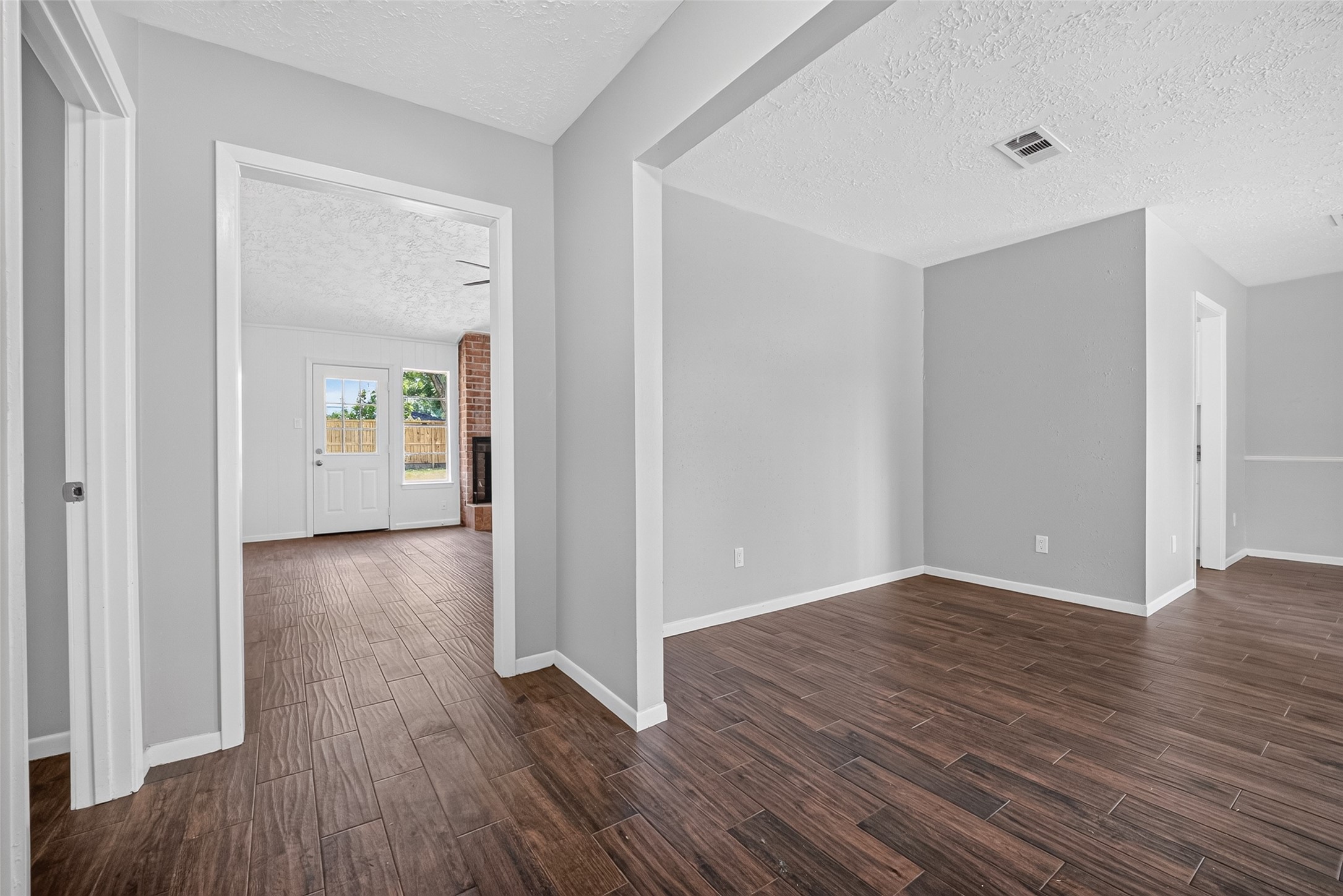 706 Buoy Road Houston, TX 77062 - Photo 9 of 43