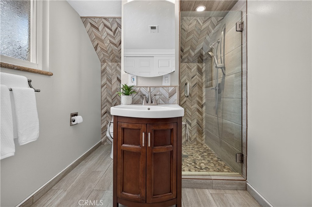 11521 Wembley Road Los Alamitos, CA 90720 - Photo 35 of 62 Gallery Image 35