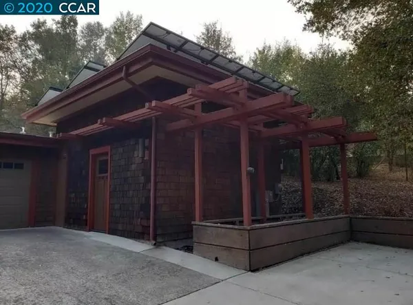 $2,300 | 351 A Shady Glen Road, Walnut Creek, CA 94596