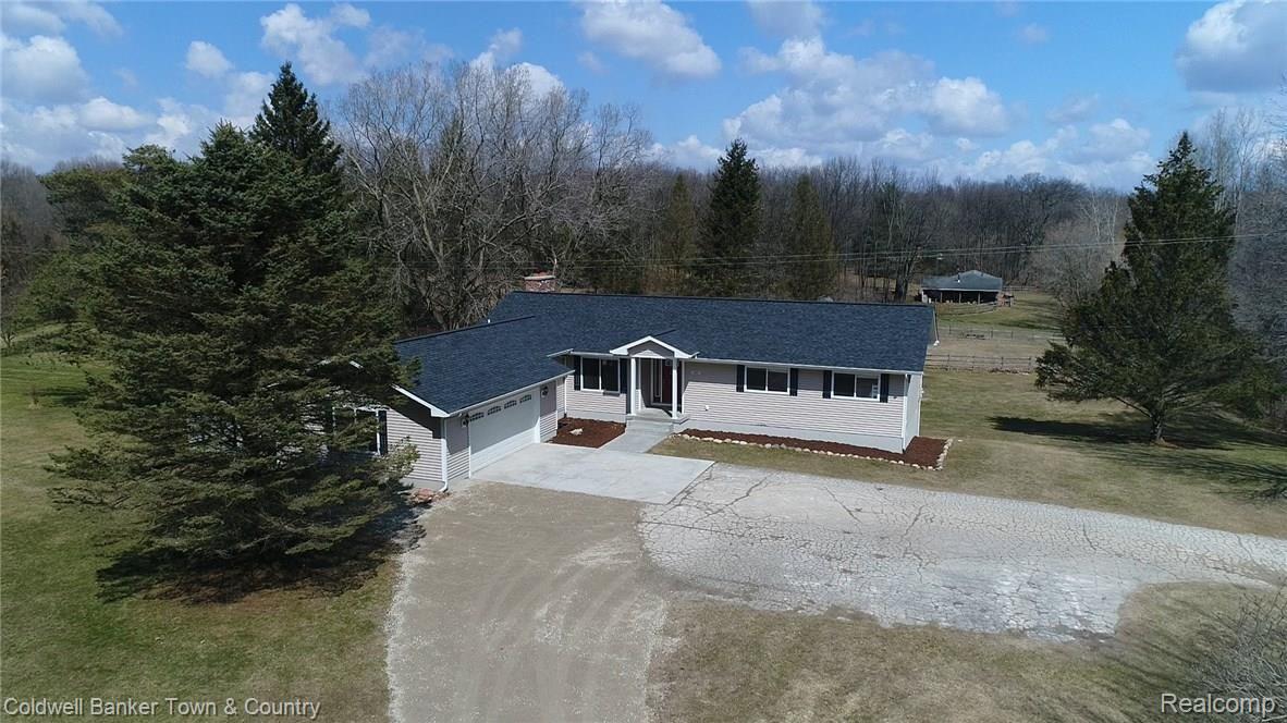 2367 Pardee Road Howell, MI 48843 - Photo 49 of 53 49.jpg