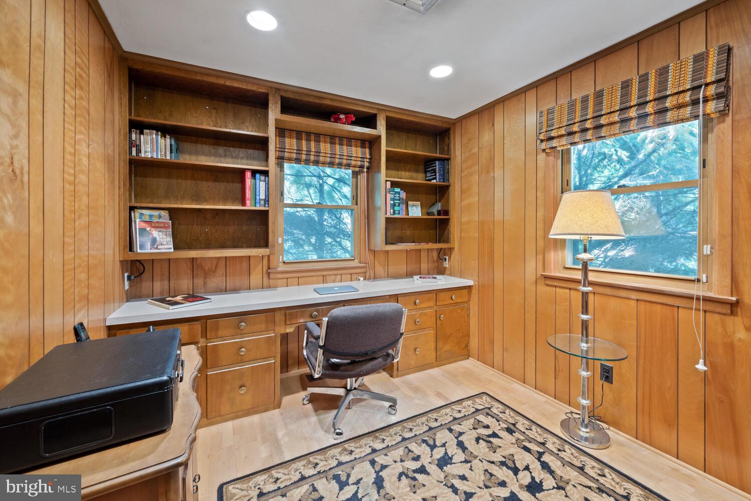 8 Mansfield Road Ewing, NJ 08628 - Photo 22 of 39