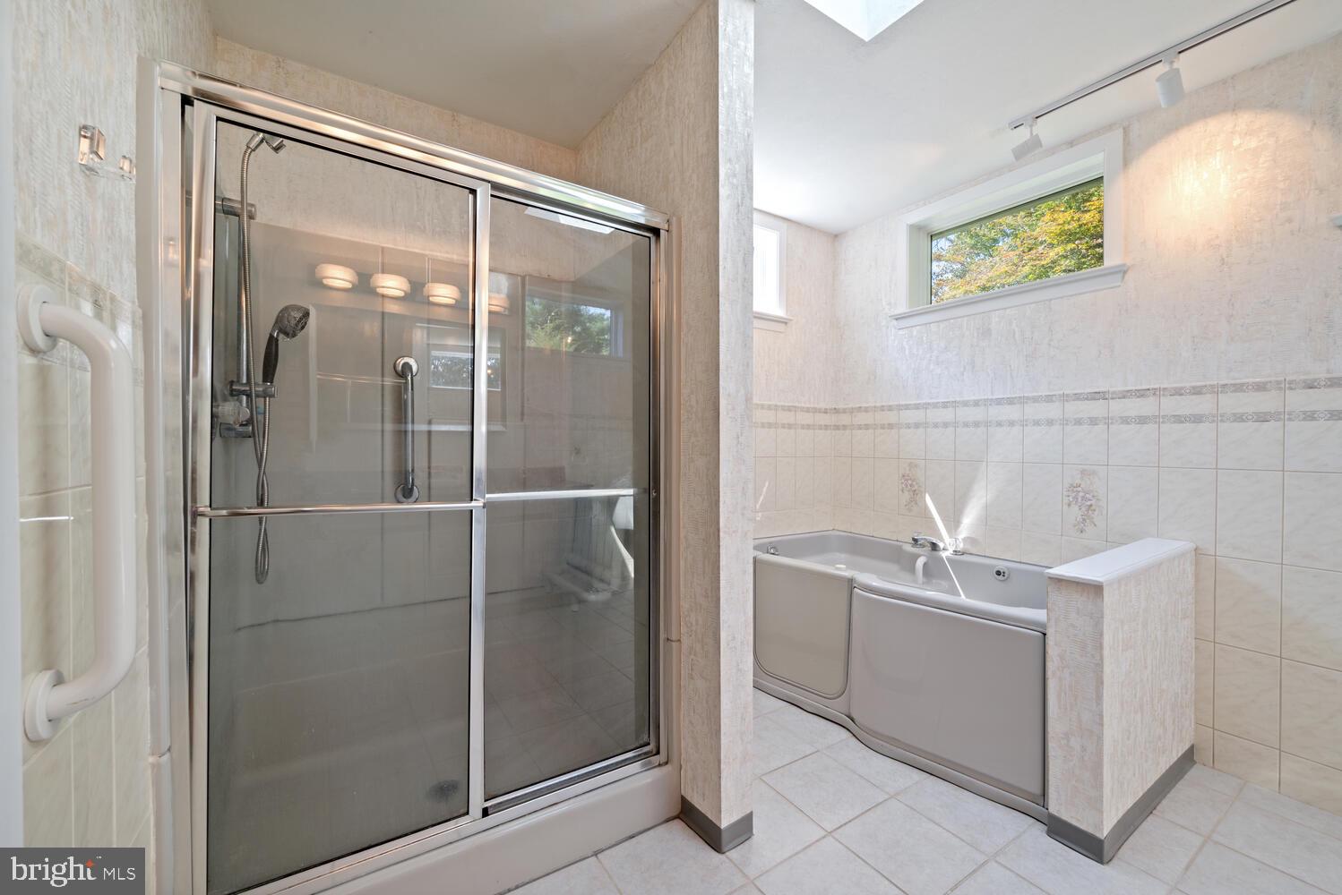 8 Mansfield Road Ewing, NJ 08628 - Photo 29 of 39