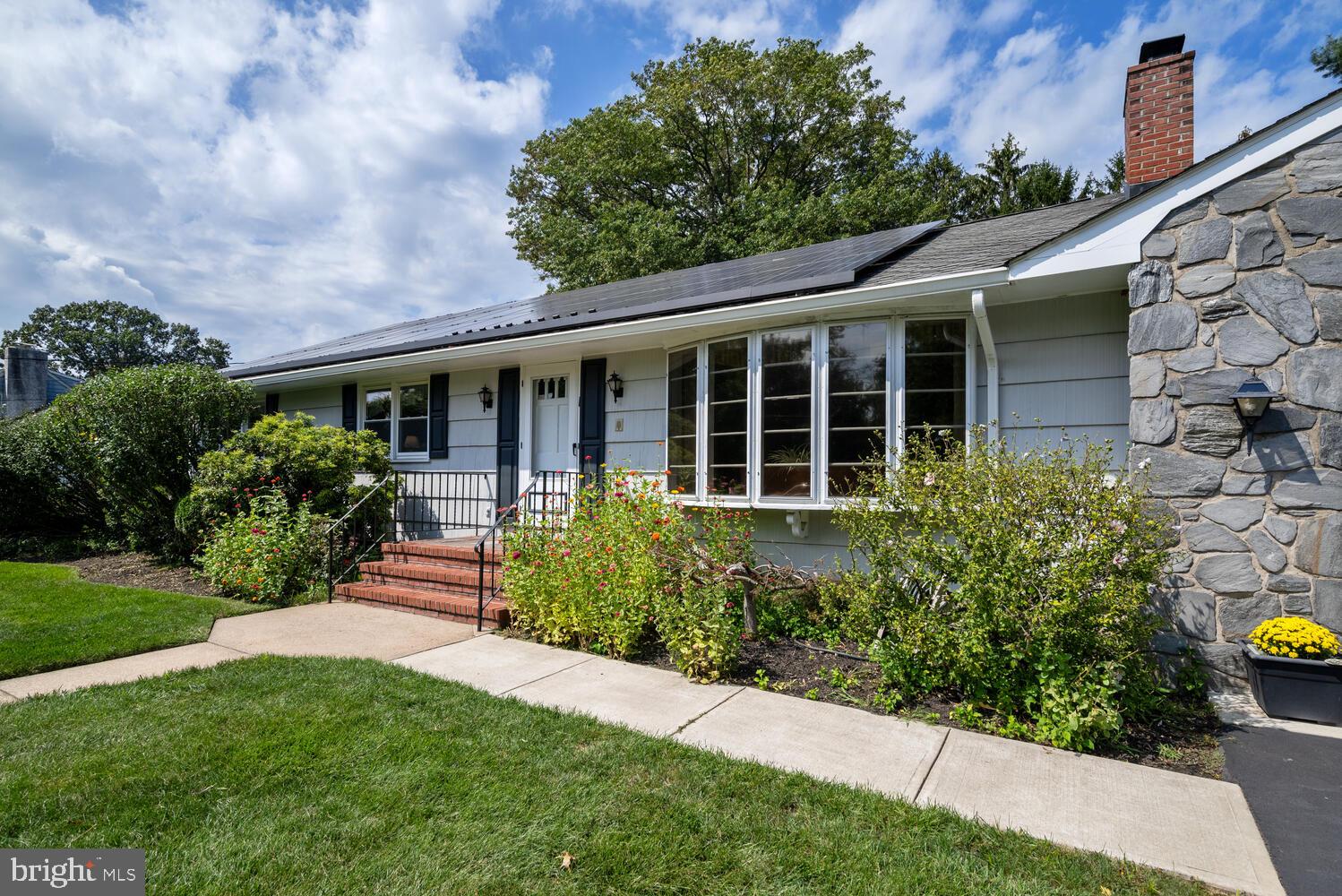 8 Mansfield Road Ewing, NJ 08628 - Photo 4 of 39