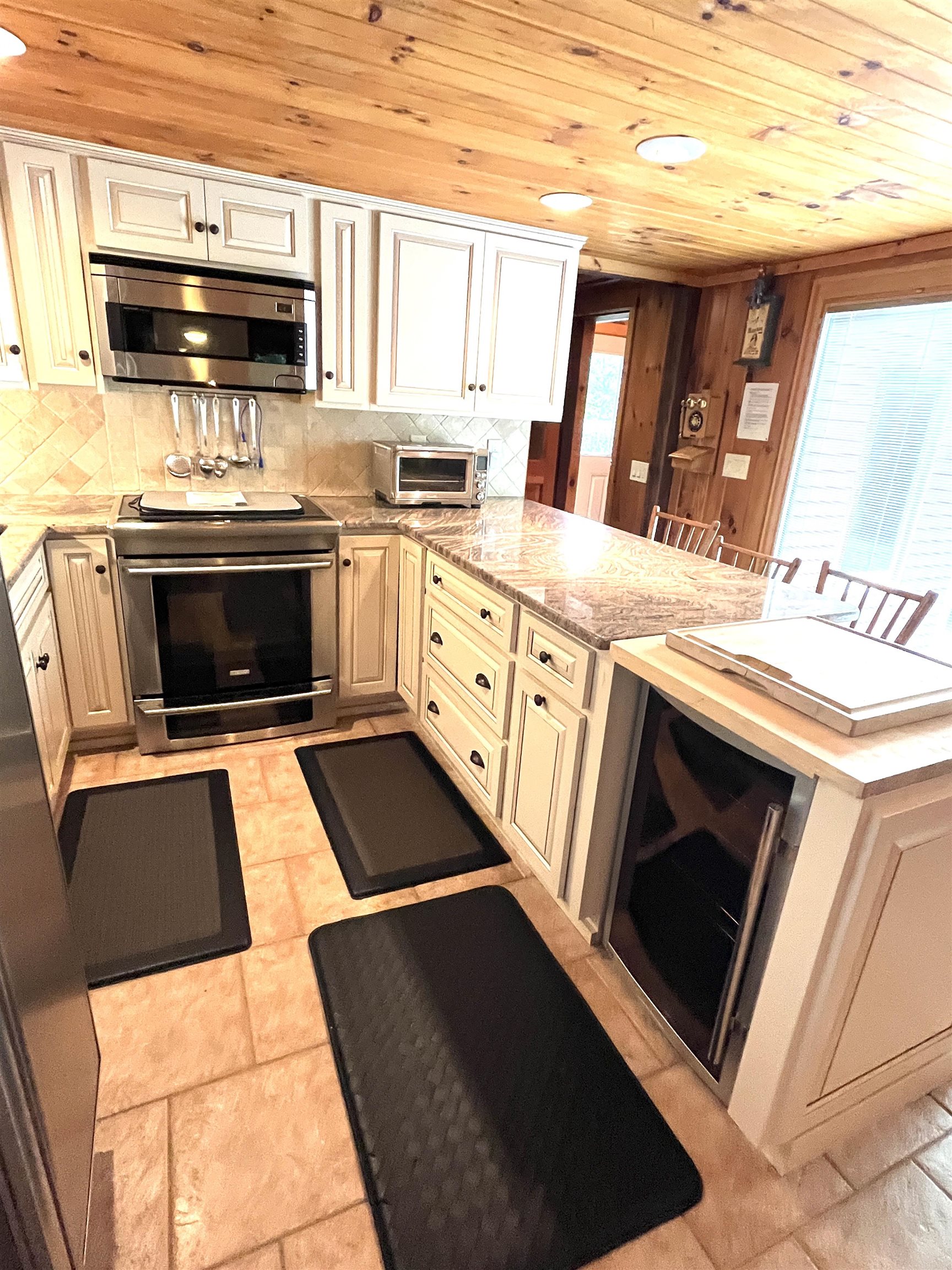 67 Vermont Rte 100 Jamaica, VT 05155 - Photo 11 of 29