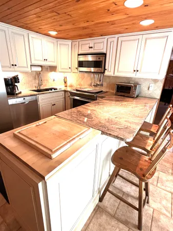 $18,000 | 67 Vermont Rte 100, Jamaica, VT 05155