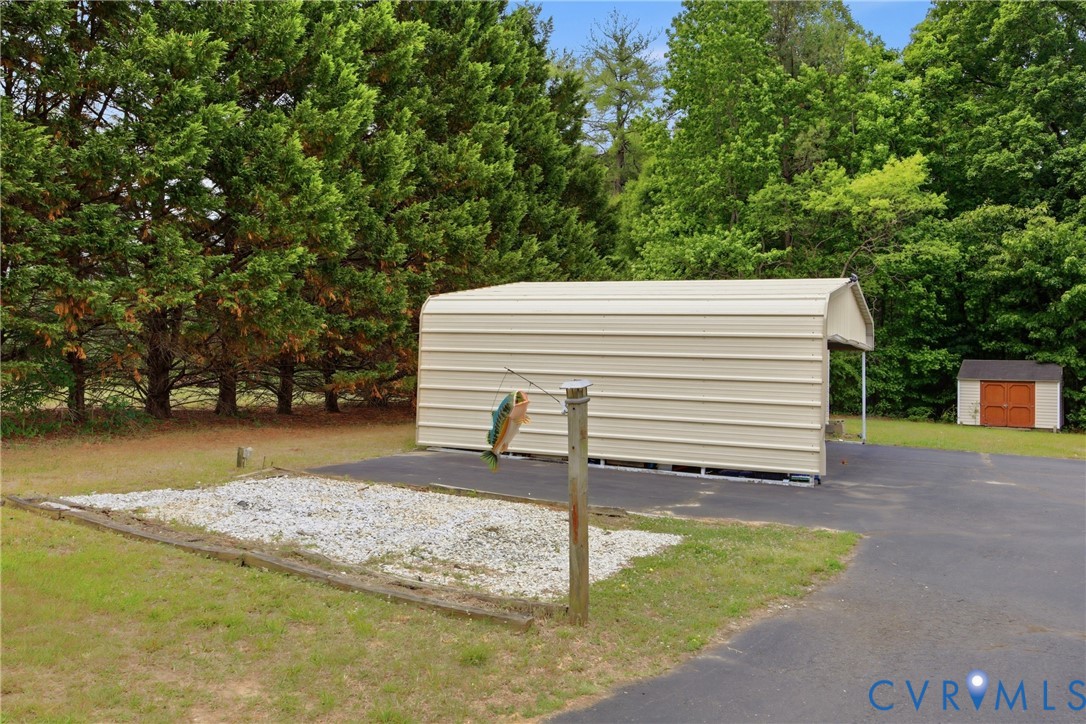 19394 Louisa Road Louisa, VA 23093 - Photo 32 of 36