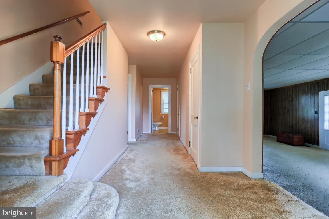 353 Pinkerton Road Mount Joy, PA 17552 - Photo 12 of 23 Gallery Image 12