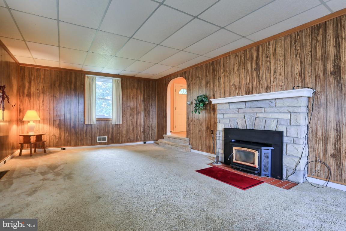 353 Pinkerton Road Mount Joy, PA 17552 - Photo 14 of 23 Gallery Image 14