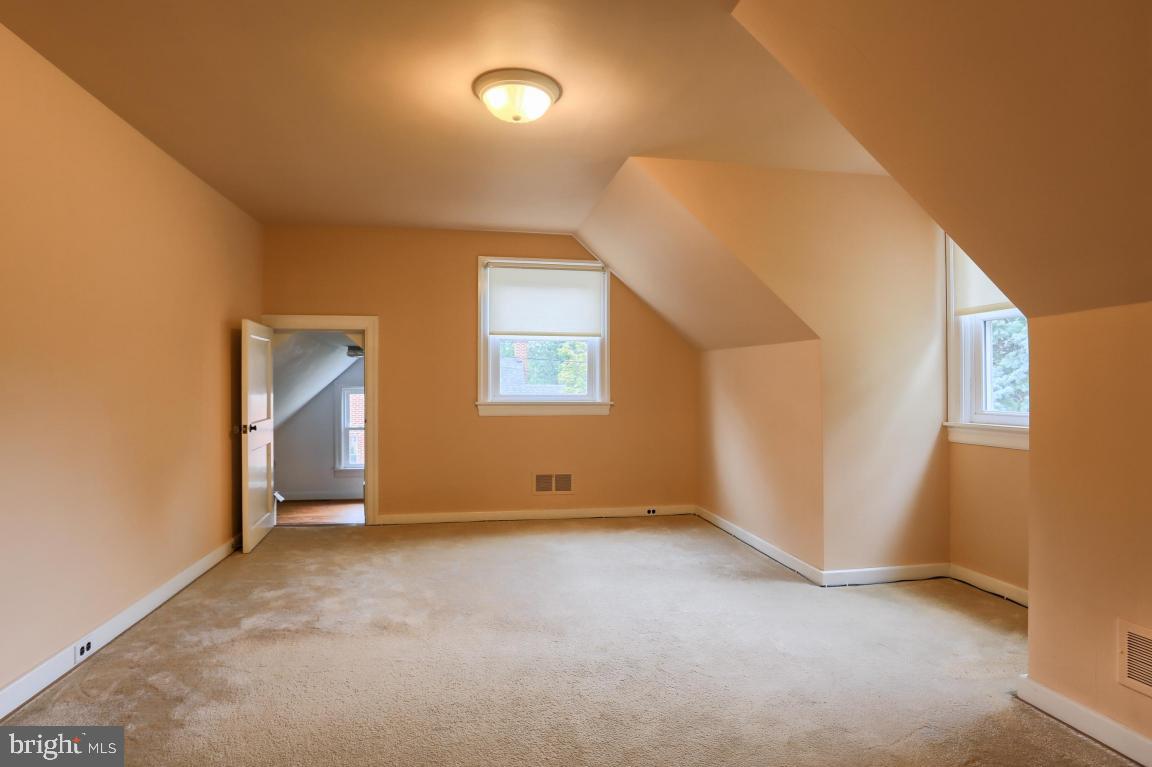 353 Pinkerton Road Mount Joy, PA 17552 - Photo 17 of 23 Gallery Image 17