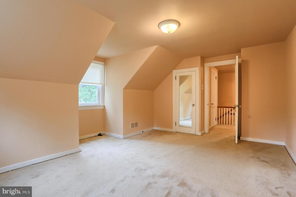 353 Pinkerton Road Mount Joy, PA 17552 - Photo 18 of 23 Gallery Image 18