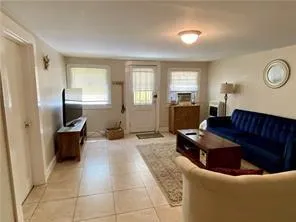 $1,500 | 1838 Upperline Street, Unit 101, New Orleans, LA 70115