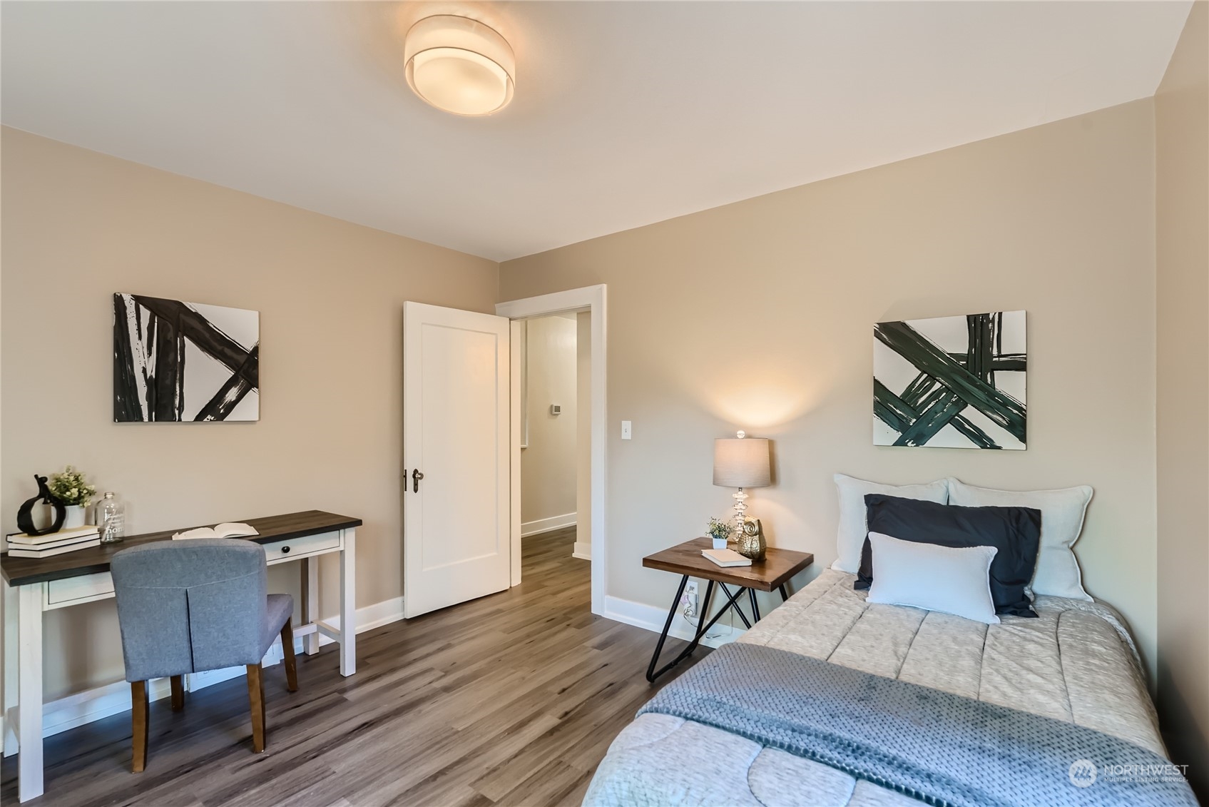 18045 120th Avenue Southeast Renton, WA 98058 - Photo 13 of 23 a living room with furniture and a window