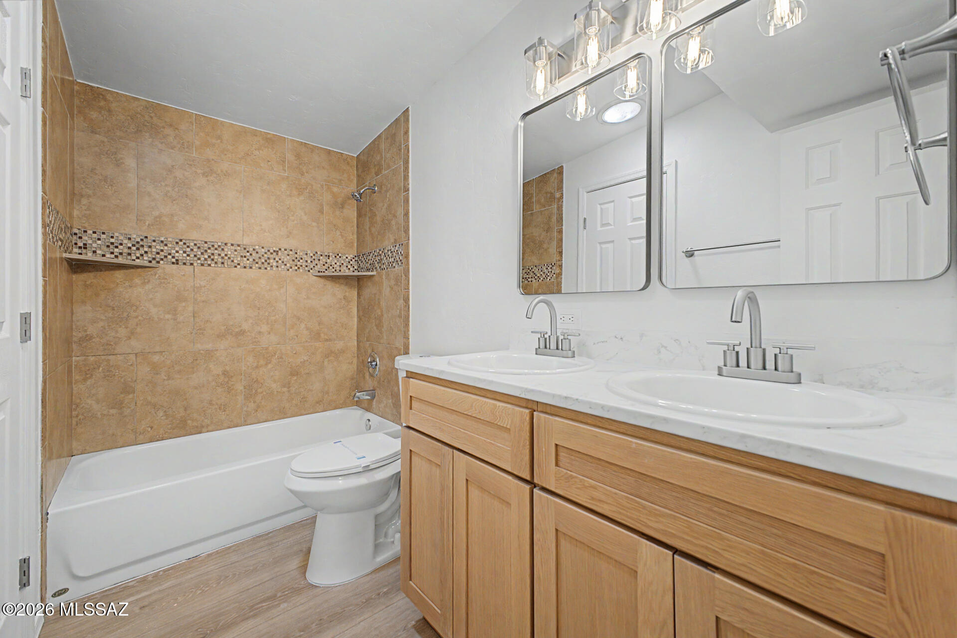 218 East Elvado Road Tucson, AZ 85756 - Photo 16 of 26 19 - Elvado