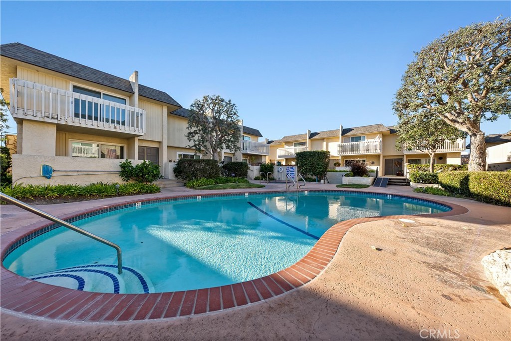1200 Opal Street, Unit 7 Redondo Beach, CA 90277 - Photo 38 of 40 a view of a house with a swimming pool