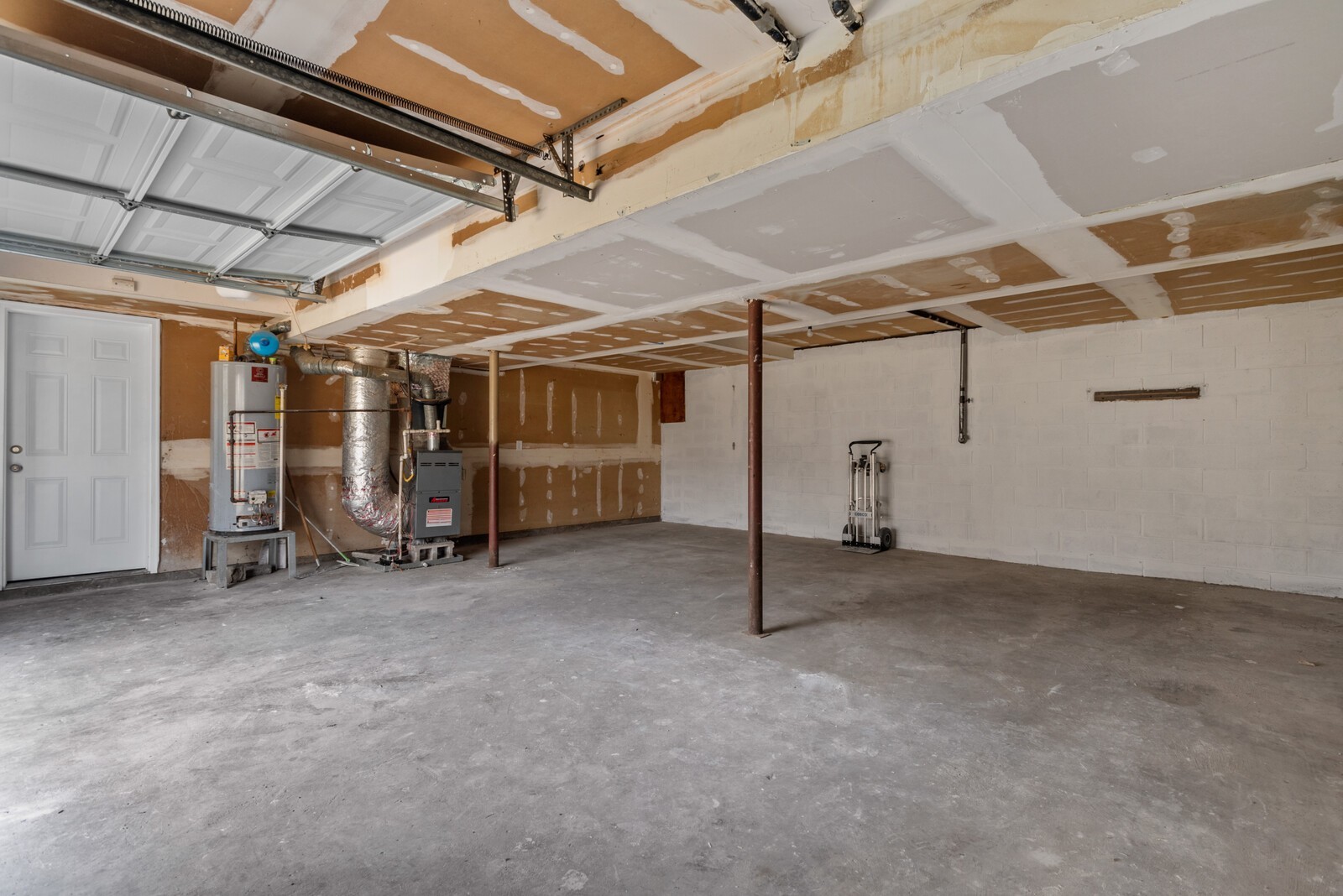 1617 Alsdale Road Mount Juliet, TN 37122 - Photo 26 of 34 a view of empty room