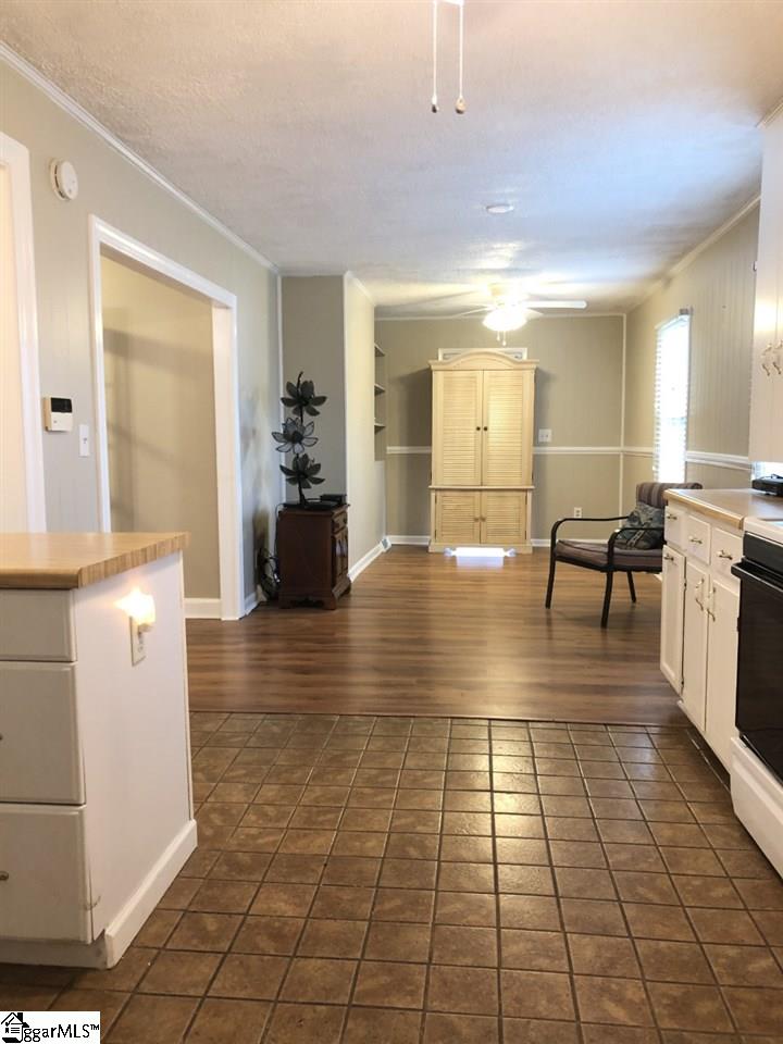 6315 Augusta Road Greenville, SC 29605 - Photo 5 of 24 Gallery Image 5