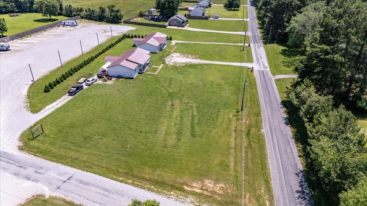 58 Lambs Ferry Road Leoma, TN 38468 - Photo 6 of 48