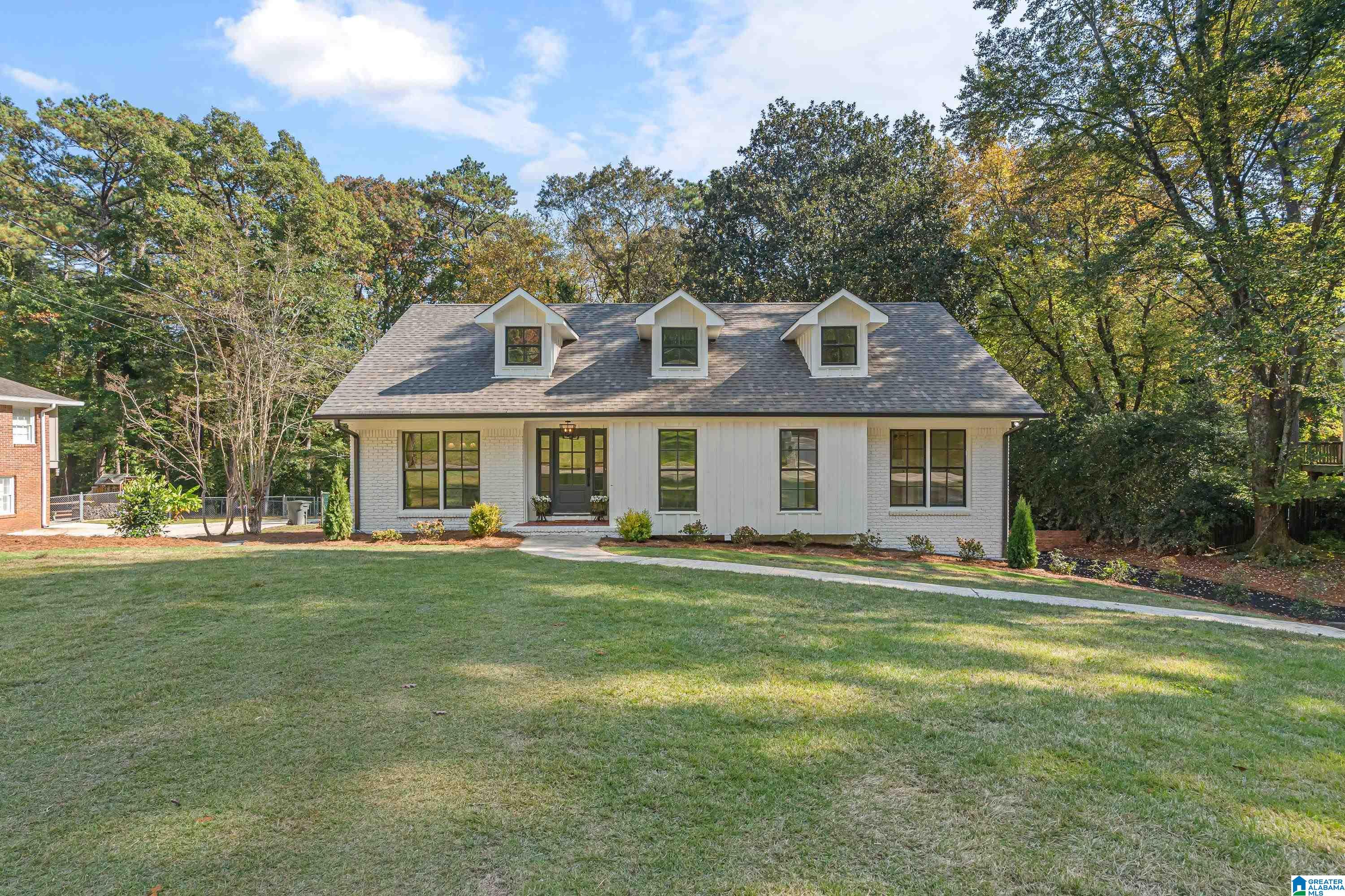 3815 River Oaks Road Mountain Brook, AL 35243 - Photo 2 of 67