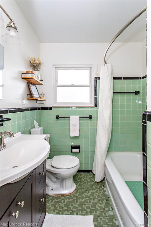 1209 Harvard Road Berkley, MI 48072 - Photo 21 of 48