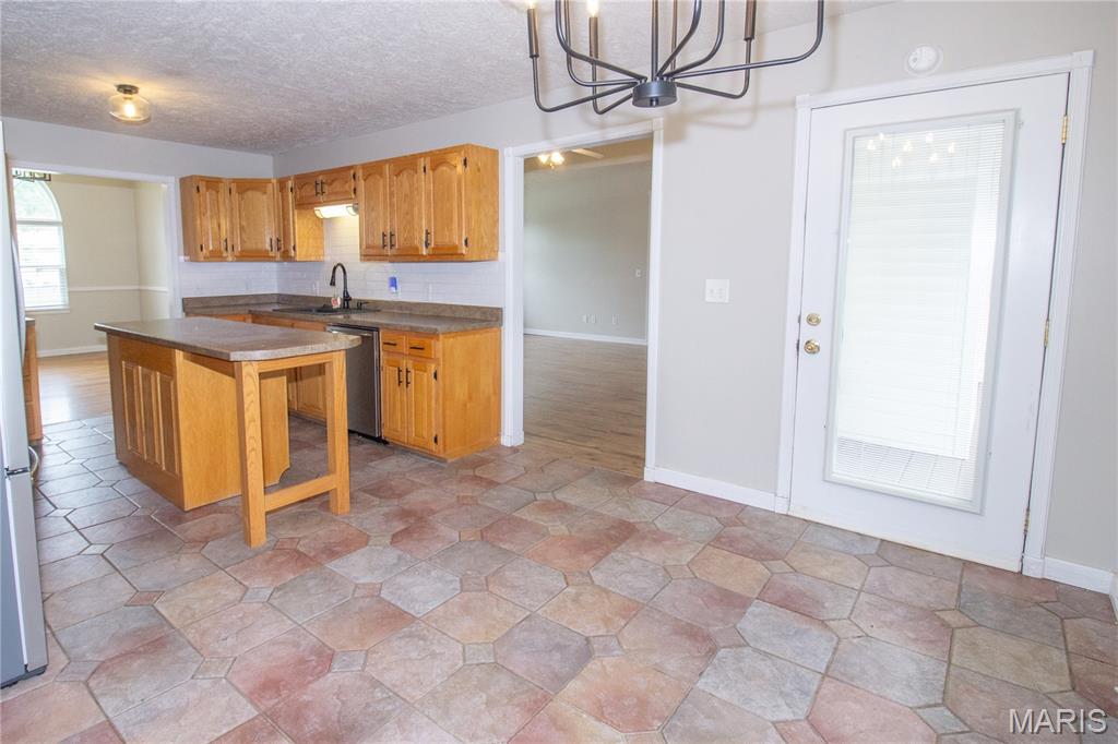 26266 Rambling Lane Richland, MO 65556 - Photo 11 of 51