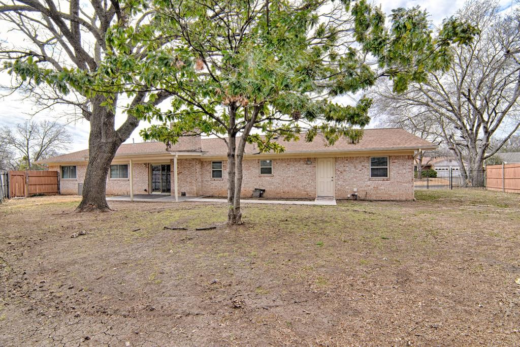 7233 Overhill Road Fort Worth, TX 76116 - Photo 29 of 30 Gallery Image 29