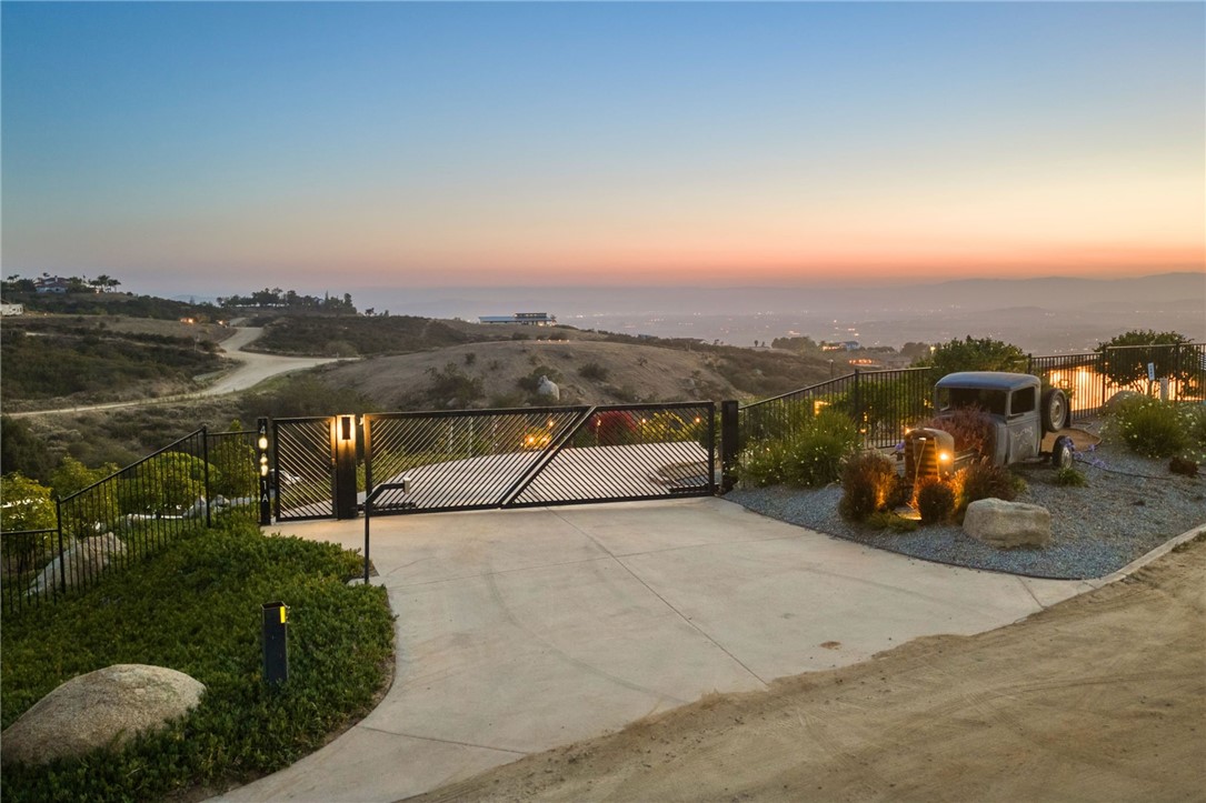 40371 Scanlon Road Temecula, CA 92592 - Photo 7 of 75