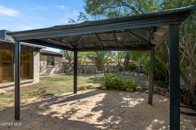 $369,500 | 10844 Sombra Verde Drive, El Paso, TX 79935