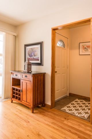 1165 Oxford Road Deerfield, IL 60015 - Photo 2 of 16 a view of livingroom with hardwood