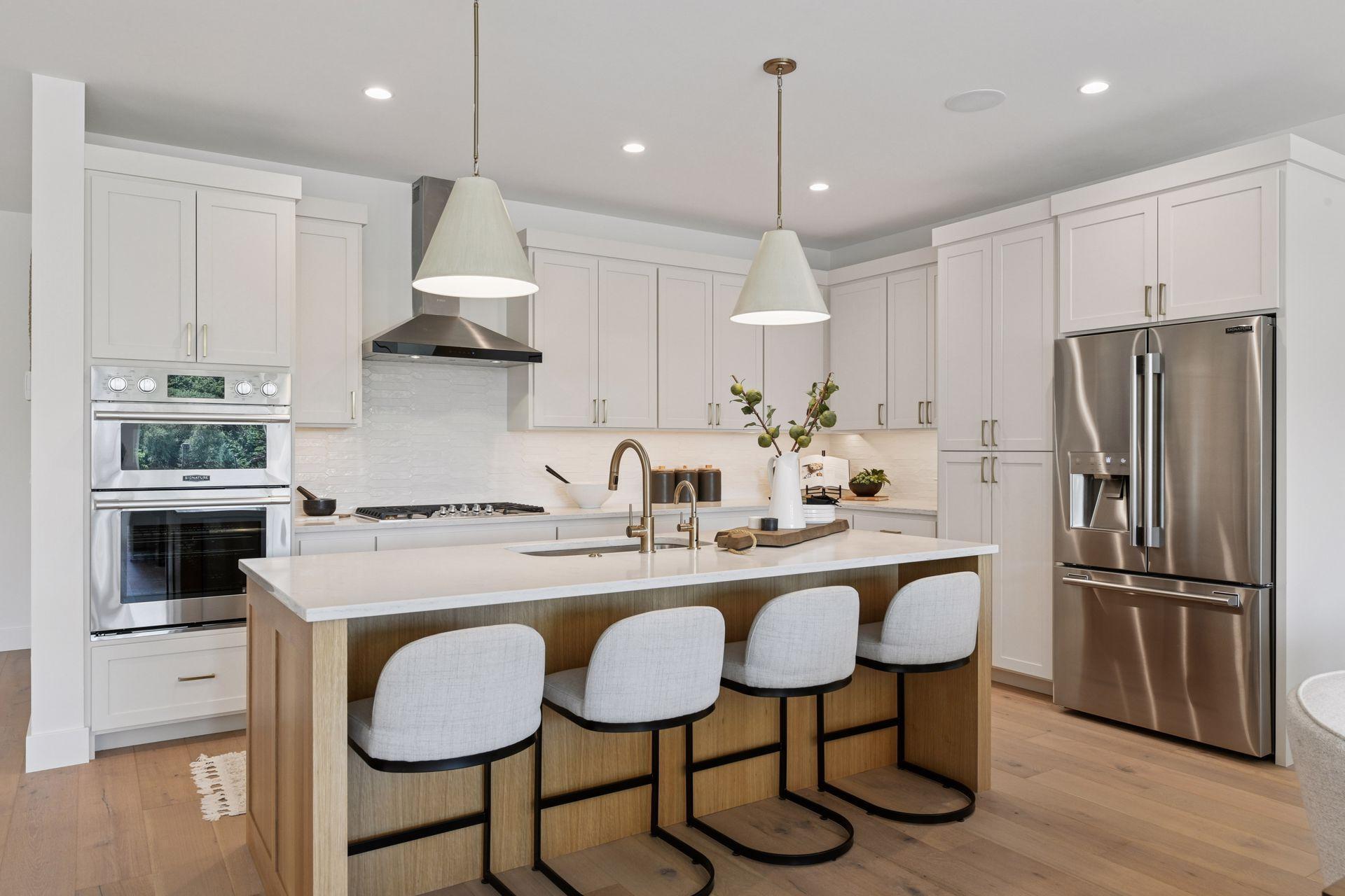 5655 Buffington Lane Shorewood, MN 55331 - Photo 5 of 48