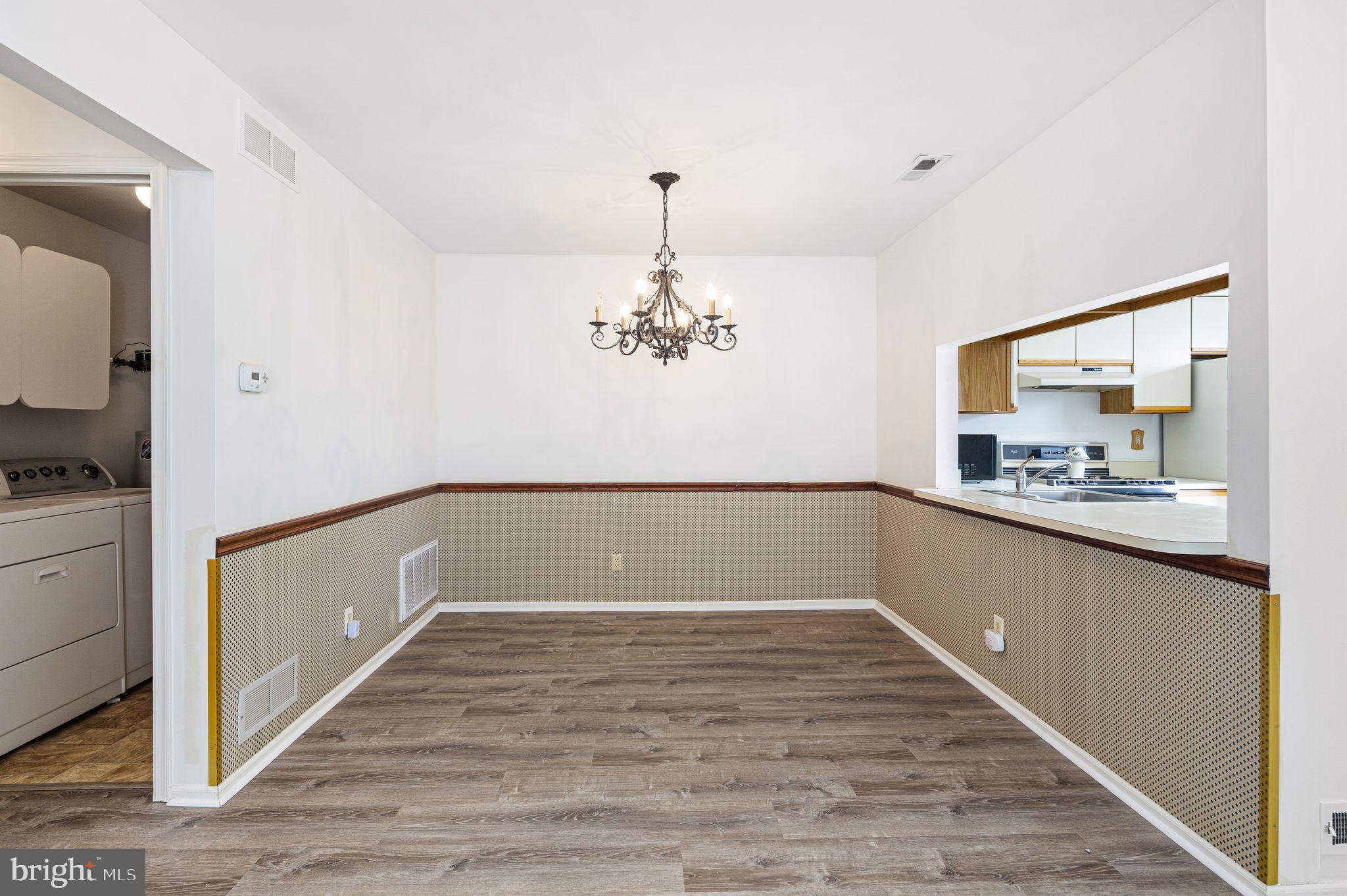 1404B Denham Court Mount Laurel, NJ 08054 - Photo 5 of 27