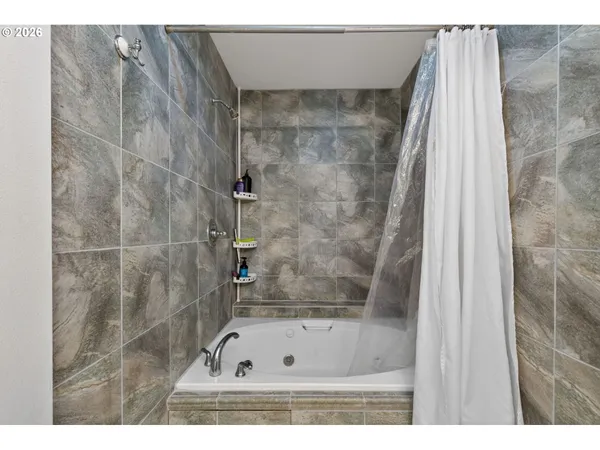 $529,900 | 205 Far West, North Bonneville, WA 98639