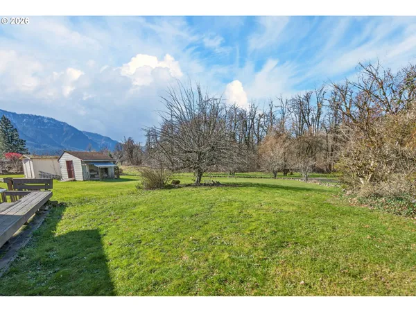 $529,900 | 205 Far West, North Bonneville, WA 98639