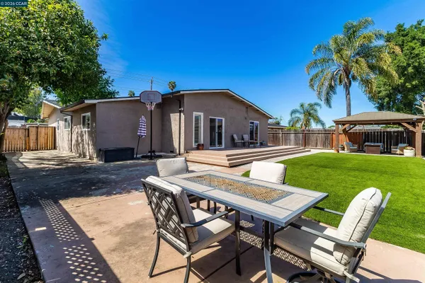 $900,000 | 4321 Cowell Road, Concord, CA 94518