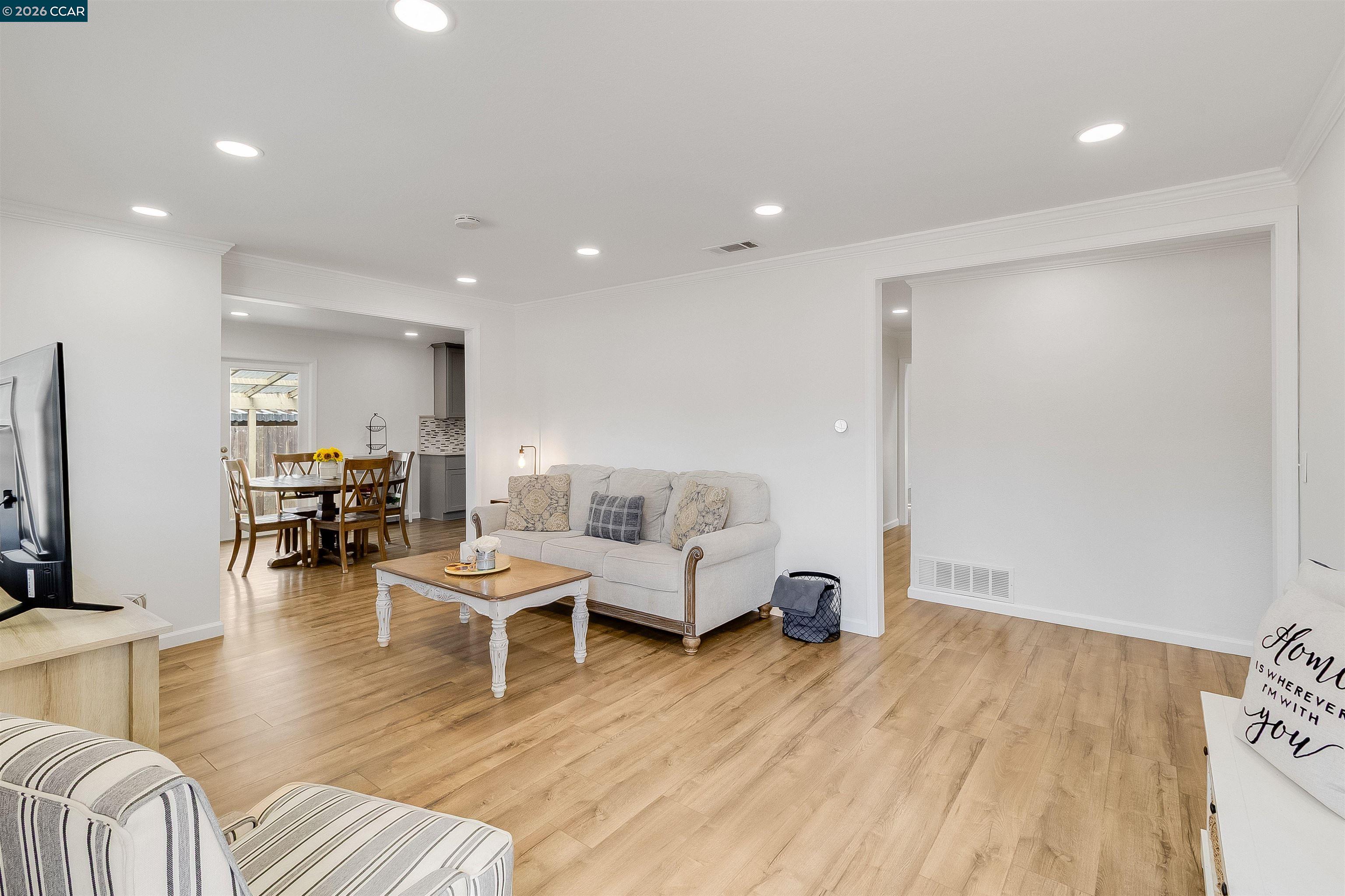 4321 Cowell Road Concord, CA 94518 - Photo 8 of 52