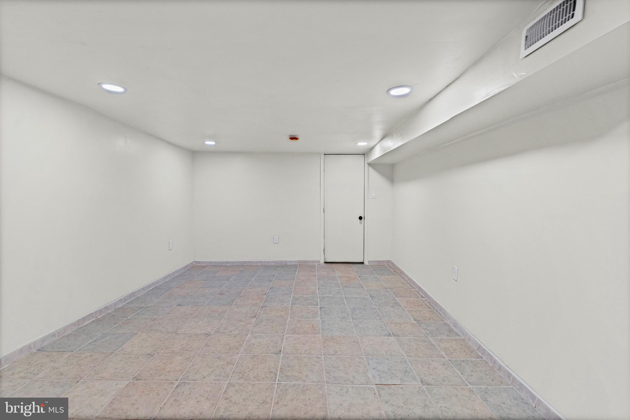 1135 Myrtle Avenue Baltimore, MD 21201 - Photo 24 of 31