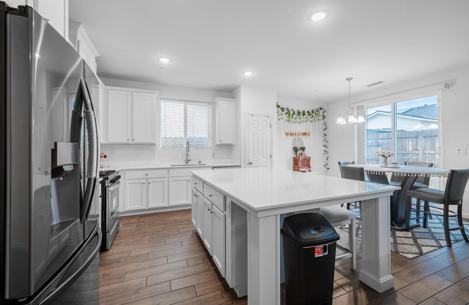 6552 East Huffman Avenue Fresno, CA 93727 - Photo 19 of 29