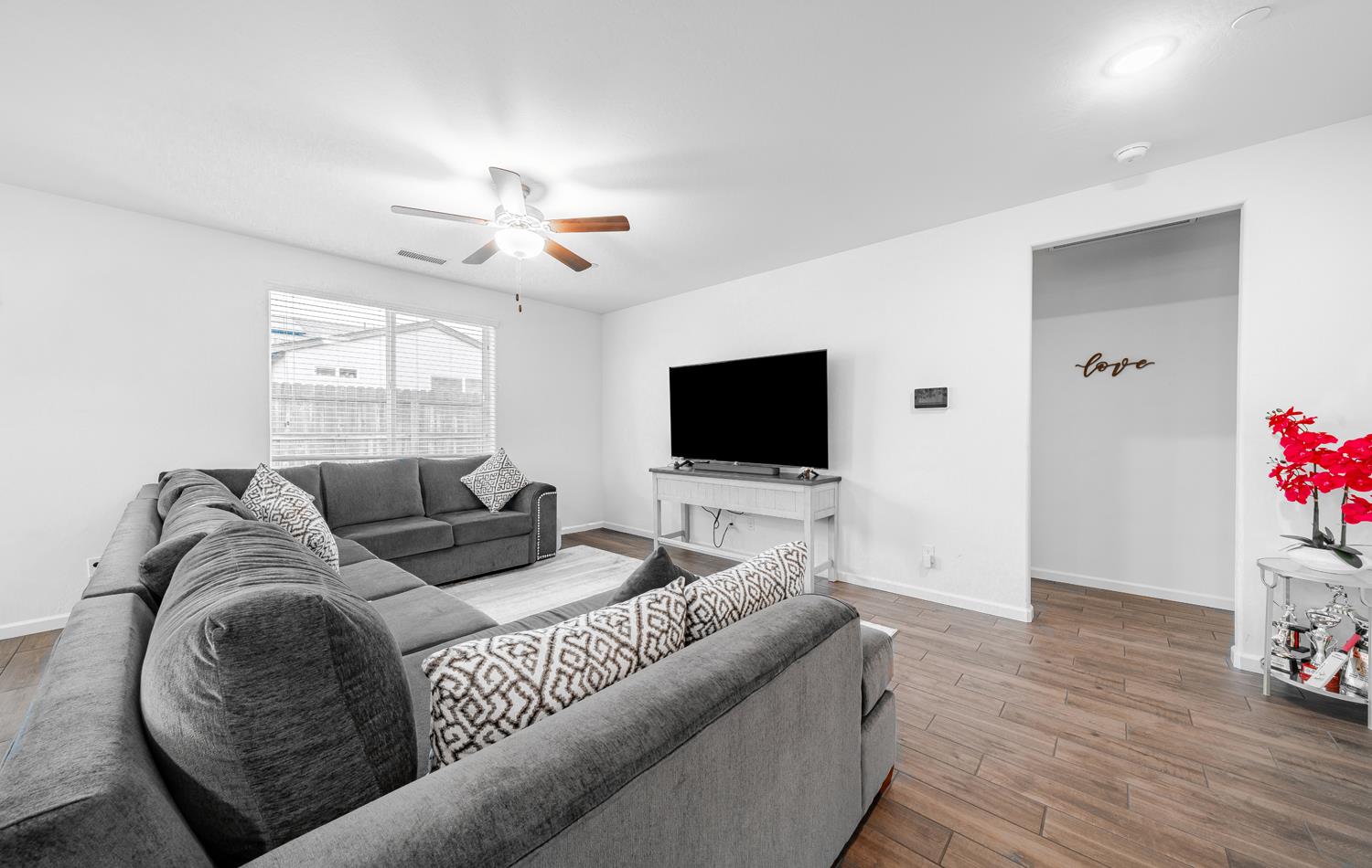 6552 East Huffman Avenue Fresno, CA 93727 - Photo 20 of 29